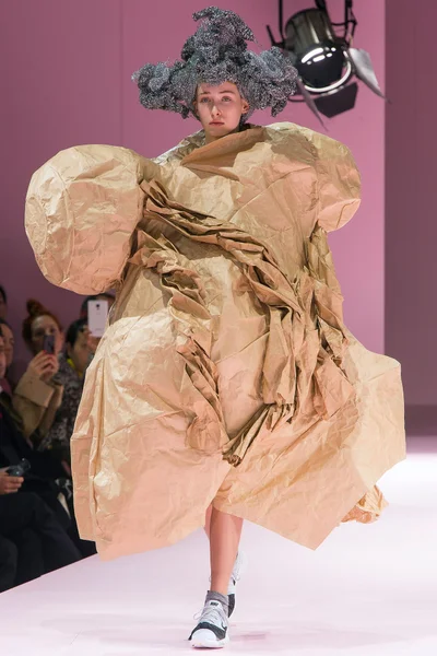 Look 8